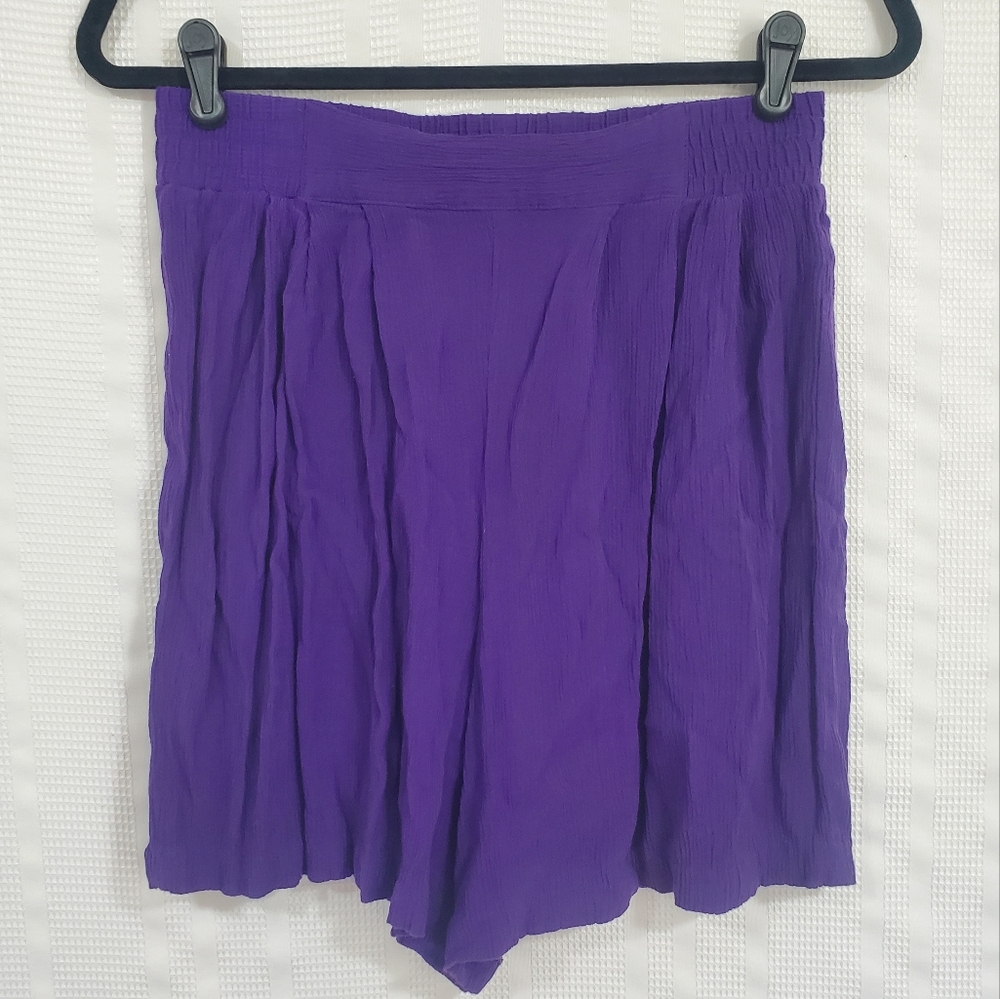 VINTAGE PETITE SOPHISTICATE High-Waisted Palazzo Shorts Purple Size L